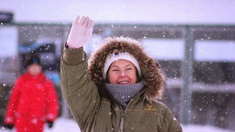 Наталья Фатьянова (Россия) - главный медик эстафетного заплыва через Берингов пролив Чукотка - Аляска в 2013 г.